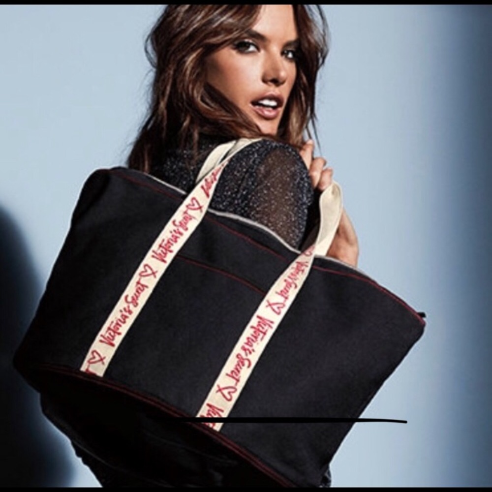 🎀NWT🎉 Victoria’s Secret Tote bag